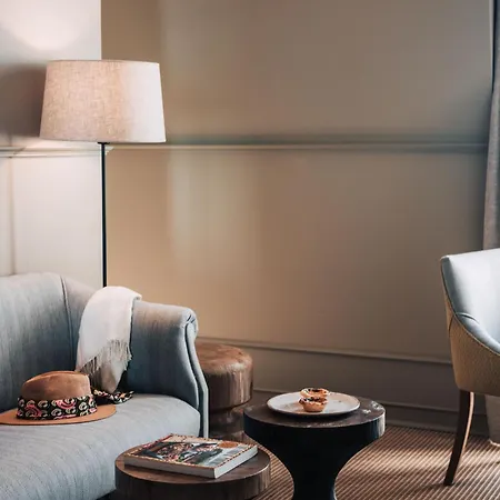 Almalusa Alfama Hotel