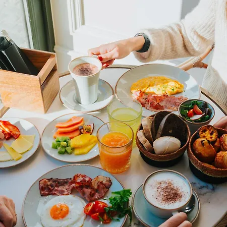 Almalusa Alfama فندق