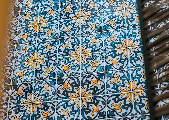 Hotel Almalusa Alfama Lisbon