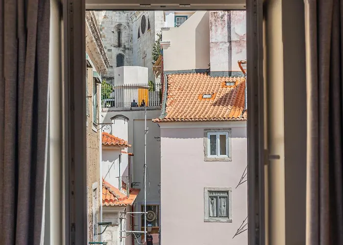 Hotel Almalusa Alfama